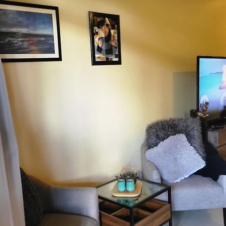 Charming Garden View,Privately Owned Deluxe Room At The Manor By Mist And Pine Baguio City Екстериор снимка